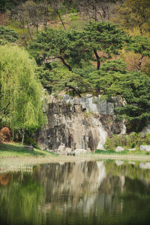 South Korea 2023 Seoul & Busan Trip locations starting in Seoul. Dongdaemun, Myeongdong night market, Starfield COEX mall, Byeolmadang library, the Olympic park, Namsan Seoul tower (N-Tower), Tteokkbokki village, Sungnyemun Gate, Gyeongbokgung Palace, Bukchon Hanok Village, Seoul Forest, Hywayang Jeil Traditional Market, Jongmyo Shrine, Jeongneung Royal Tomb, IFX Mall, some small park by the Han River (Yeouido), Bukseoul Dream Forest, Insadong Market, DDP Dongdaemun History and Art centre, Rainbow Bridge and the National Museum. Then in Busan. Haedong Yonggungsa Buddist Temple, Haeundae Beach trains, Sky Capsules, Camcheon Culture Village, Songdo Park cable cars.